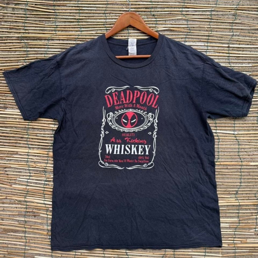 Deadpool Graphic‎ Tee Tshirt Black Size 2XL Gildan Softstyle Marvel